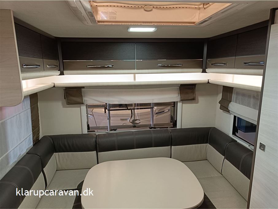 Caravelair Artica 492